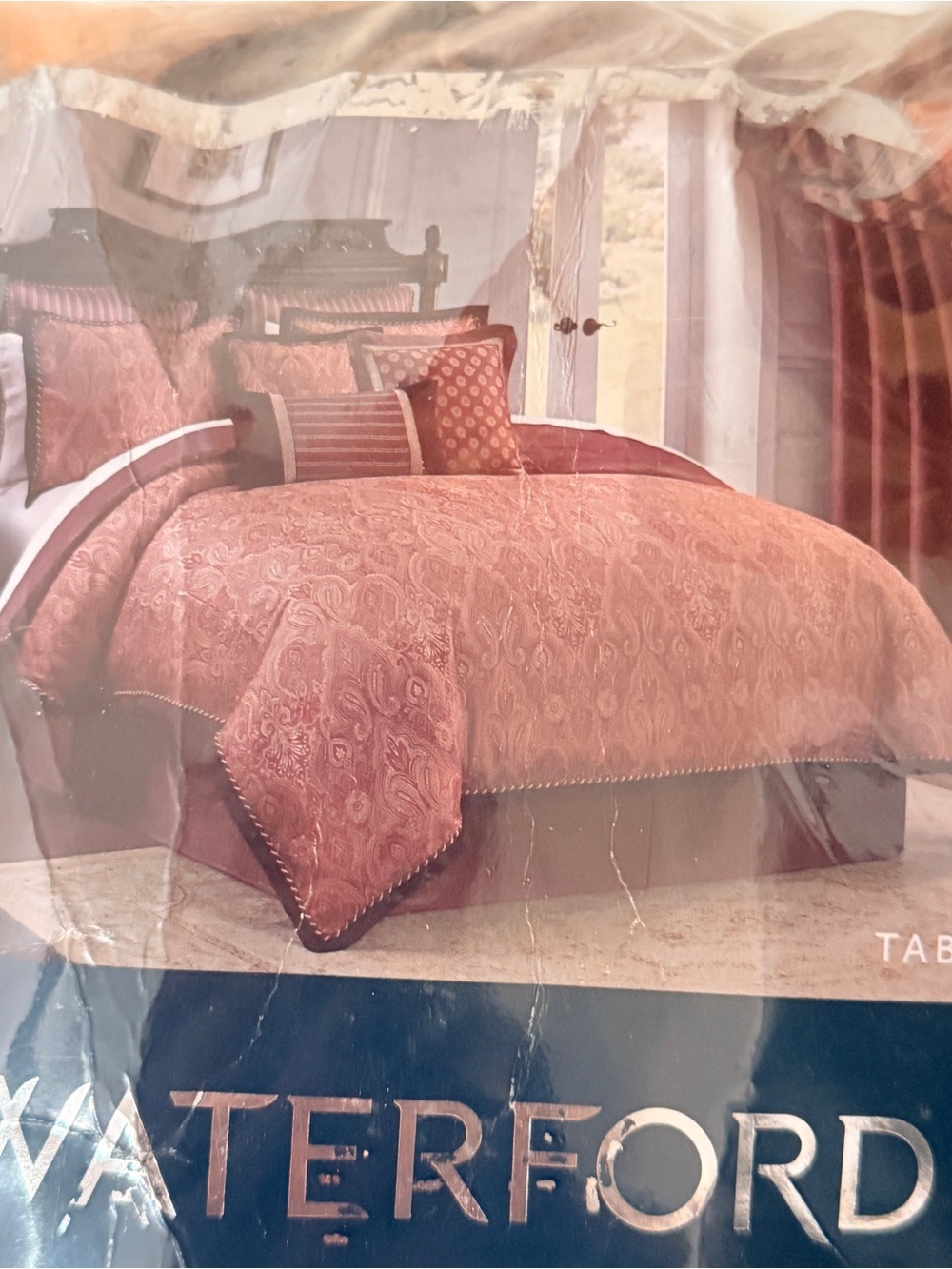 Waterford Tabriz Mulberry King Comforter Set